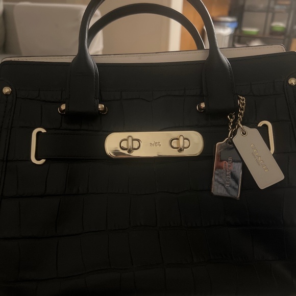 EMB CROC COACH SWAGGER HANDBAG - Picture 1 of 4